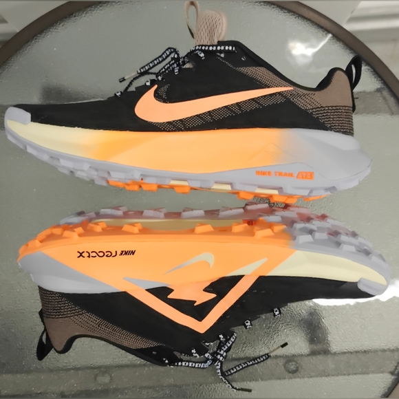 Nike Other - Size 10.5 - Nike Wildhorse 10 Black Orange Pulse